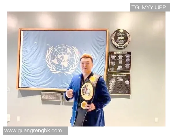 张君龙与克里琴科的巅峰对决谁能笑到最后引发拳击界热议